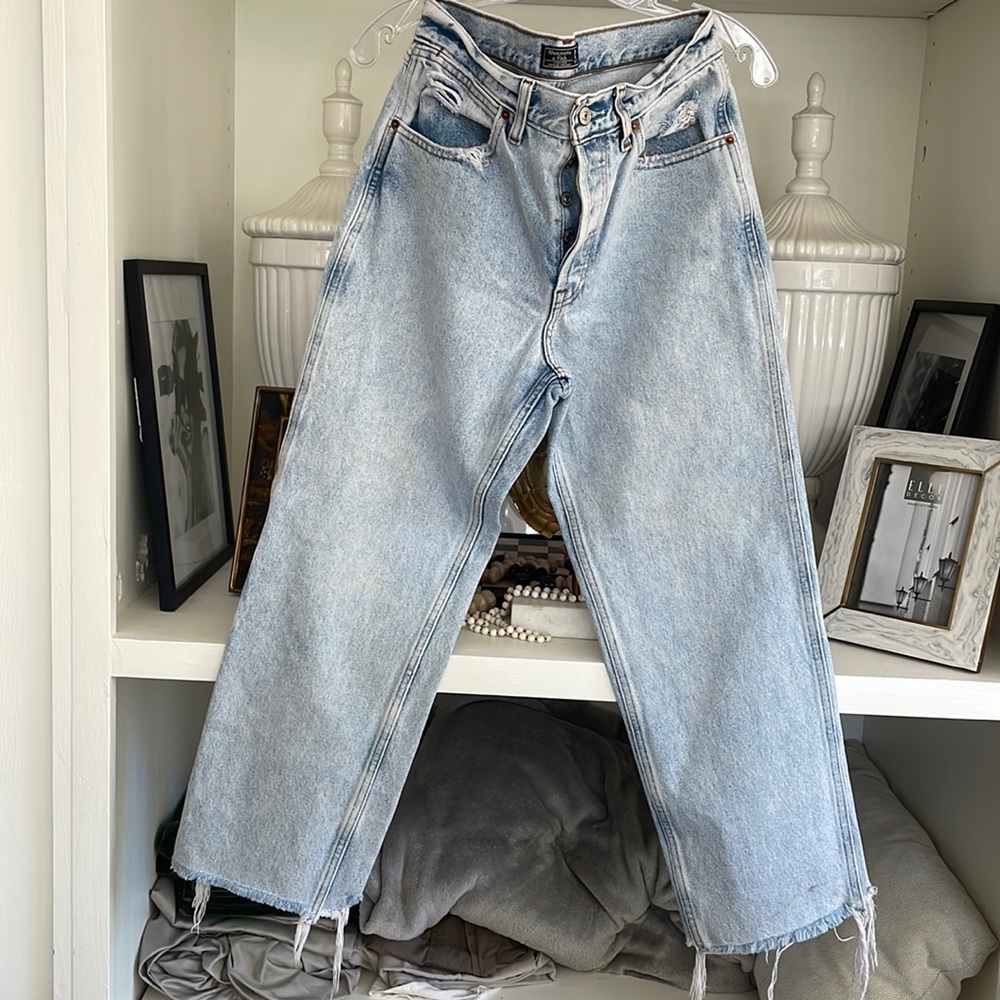 Abercrombie & Fitch high rise Vintage straight 6r